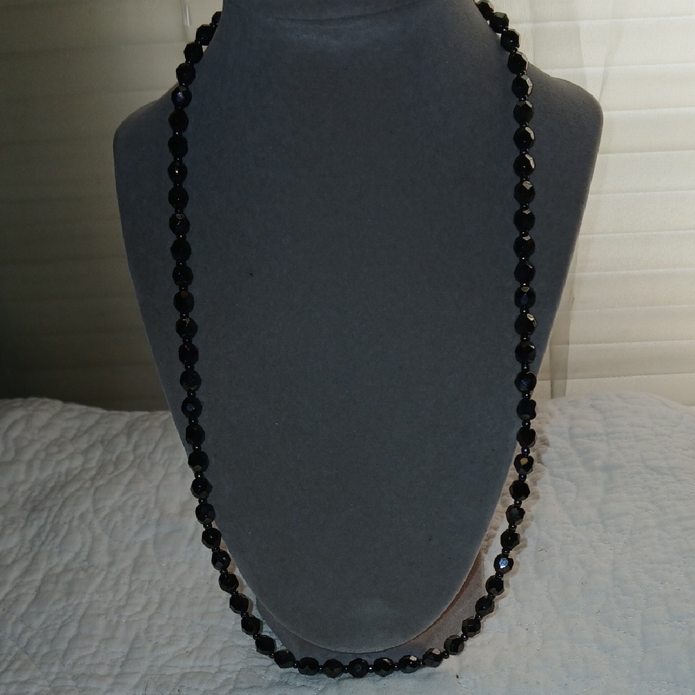 Elegant Black Beaded Necklace